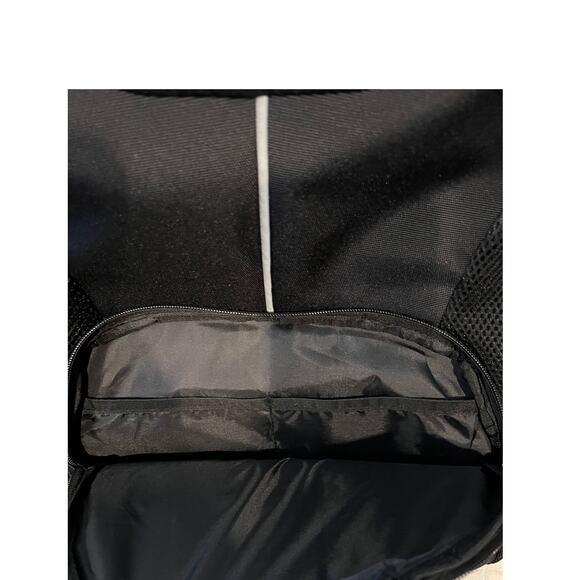 Puslom Computer and Charge Backpack 40L - Picture 3 of 7